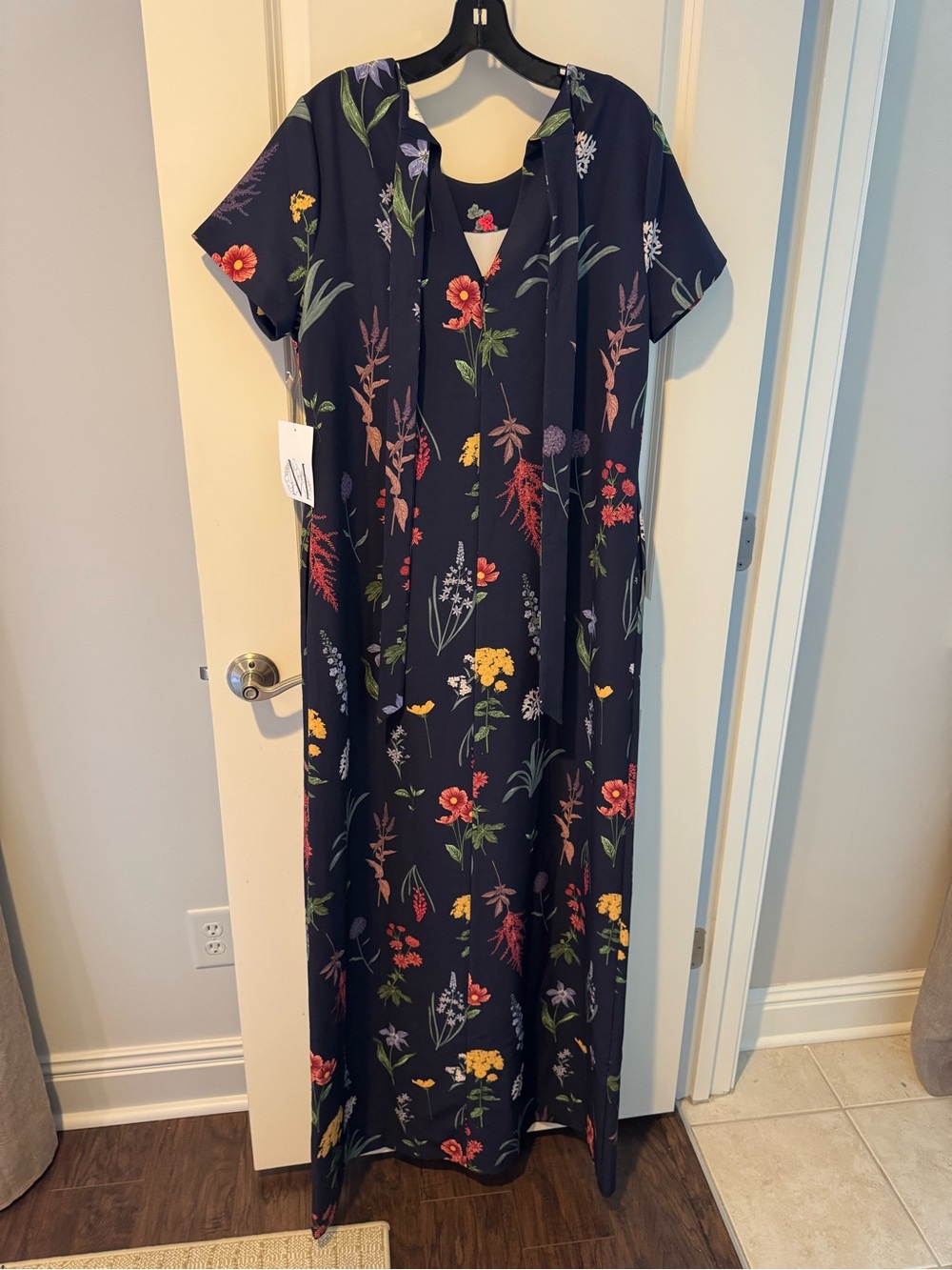 NWT Mestiza Adria Floral Stretch Crepe Gown | M - Picture 5 of 5